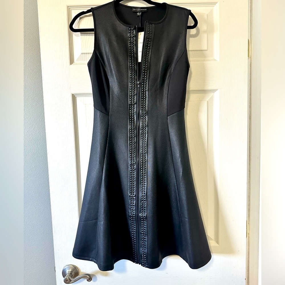 Spenser Jeremy Sleeveless Dress - Black